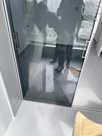 原创）出差了一段时间没有更新，回来立马把嫂子按在窗前操穴2