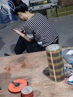 我应不应该真接跟她表明心意在一起工作几年了馋她身子好久了0