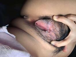 骚逼妹妹。每天都给我发 0