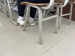 偷拍同班同学