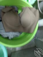 重庆荣昌，我妈洗完澡放在盆里面的内衣