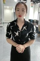 偷拍厕所同事少妇女厕尿尿