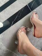 喜欢姐姐的高跟鞋丝袜吗？