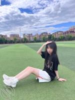 和高中的妹妹在家上网课，被哥哥上了1