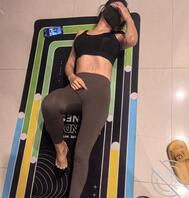 你们老婆有没有当着舅哥或者家人的面穿的特别暴露1