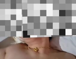 真实原创60多岁楼道保洁熟女母狗搭讪一年多终于成为爸爸的性奴熟女母狗女儿