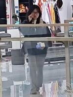 厕拍，为什么年轻女孩的穴那么黑1