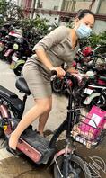 看到这个良家熟妇就想回家干妈妈逼1