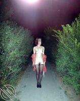 完美的身材，到处玩刺激露出，太骚了。1