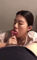 骚母狗很会舔
