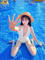 天氣太熱了，去水上乐园降降温吧