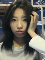 十堰某类大学两个学生，有人认识吗