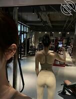 (原创)感谢杭州兄弟的款待,体验大学生女主播的极致柔情一面……1