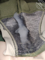 撸骚妈妈的内裤