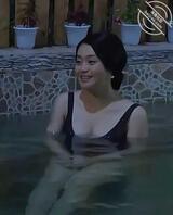 杨晓燕泡温泉美照​​​​
