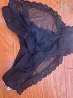 43岁老妈平时看着挺正经 没想到内裤那么s1