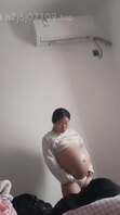 怀孕的骚妻