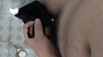 打胶女同事内衣1