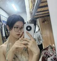 【真实分享】大三眼镜婊学姐，满脸的母狗样子1