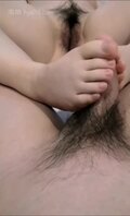 骚老婆看电视剧时给足交