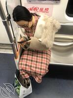 抄底没评论，今晚发乳沟0