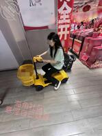 【原创内容137】大年初二和妹妹补年货 收红包收开心了