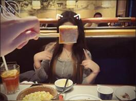 陪姐姐搬家，忍不住了拿了姐姐内裤撸了管