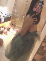 为什么今天去做伴娘，新郎和伴郎都盯着我看啊，都怪不好意思的，抢了新娘风头2