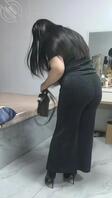 我妈妈冲凉叫我送内裤衣服