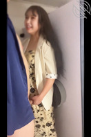 【真实乱伦】公司厕所操了小舅妈  边尿尿边帮外甥口交按在墙上当狗操0