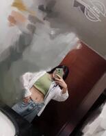 压抑不住躁动,直接爬上床摸女儿逼逼,揉捏女儿奶子!操的女儿嗷嗷叫!好爱!0