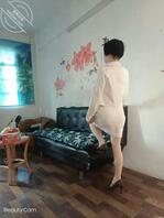 这几天，天天摸小姨的腿感觉有戏