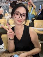 小姨子的泳衣内裤打胶0