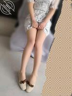 玩个大的 拿下老板娘6被老板娘发现了我在偷拍她1