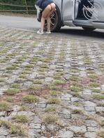 路边抽烟，这美女是故意勾引我吗？1