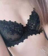 害羞的捂住了脸1