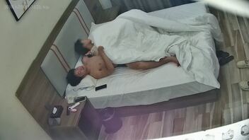 ❤️2025.8.5公寓酒店 纹身男哄骗乖乖女操完用跳蛋玩弄 