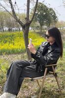 还有人会陪我吗，我可以自慰给你看