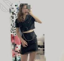 兄弟们,家里就剩下嫂子和小侄子了,看看有没有机会跟嫂子促进促进感情呀!0