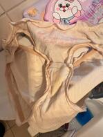 套头爽玩亲姐卫生间原味内裤，上边都是淫水分泌物尿渍，太上头了1