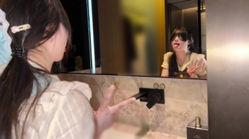 [原创]【女主已成年】镜前后入爆操Lo裙可爱白虎小母狗口交毒龙