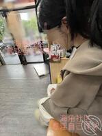 【原创内容117】妈妈回来带回来一条狗生病了,给妹妹心疼坏了1