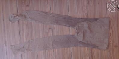 输出妈妈衣物，好想艹她0