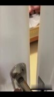 哥哥宿醉不醒，在哥哥的婚房里爆操巨乳嫂子摸一下就湿哒哒的等我操