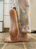 秀足-小脚趾很短但很美2