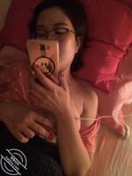 偷拍眼镜老婆生活日常反差很大1