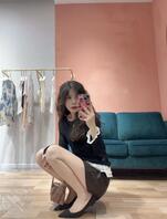 骚逼姐姐手机里居然没裸照