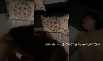 又一個飢渴的少婦