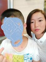 绿母，请大家尽情侮辱我的丰满肥臀骚妈杨容，性感丝袜肉脚给兄弟们足交