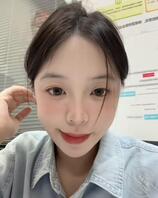 妹妹满18了，很想操她一次 大家有什么招吗2